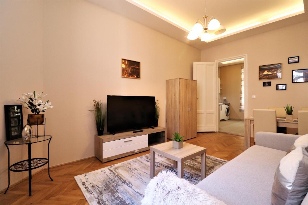 King Charles Residences Appartement *